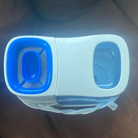 Vicks Warm Mist Humidifier - Picture 2 of 3